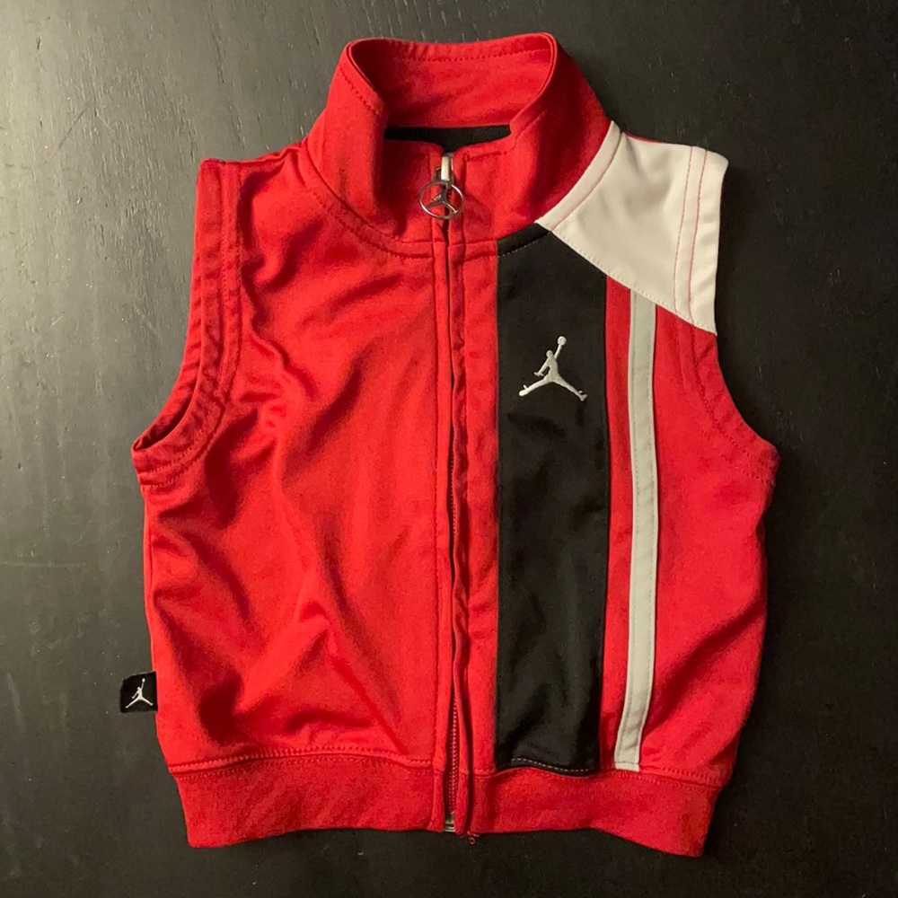 Jordan zip up vest size 6/9M
